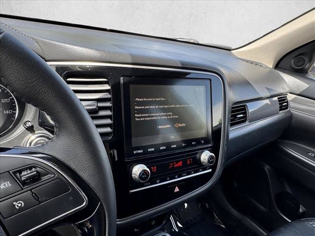 Used 2020 Mitsubishi Outlander SEL AWD/4WD image 13