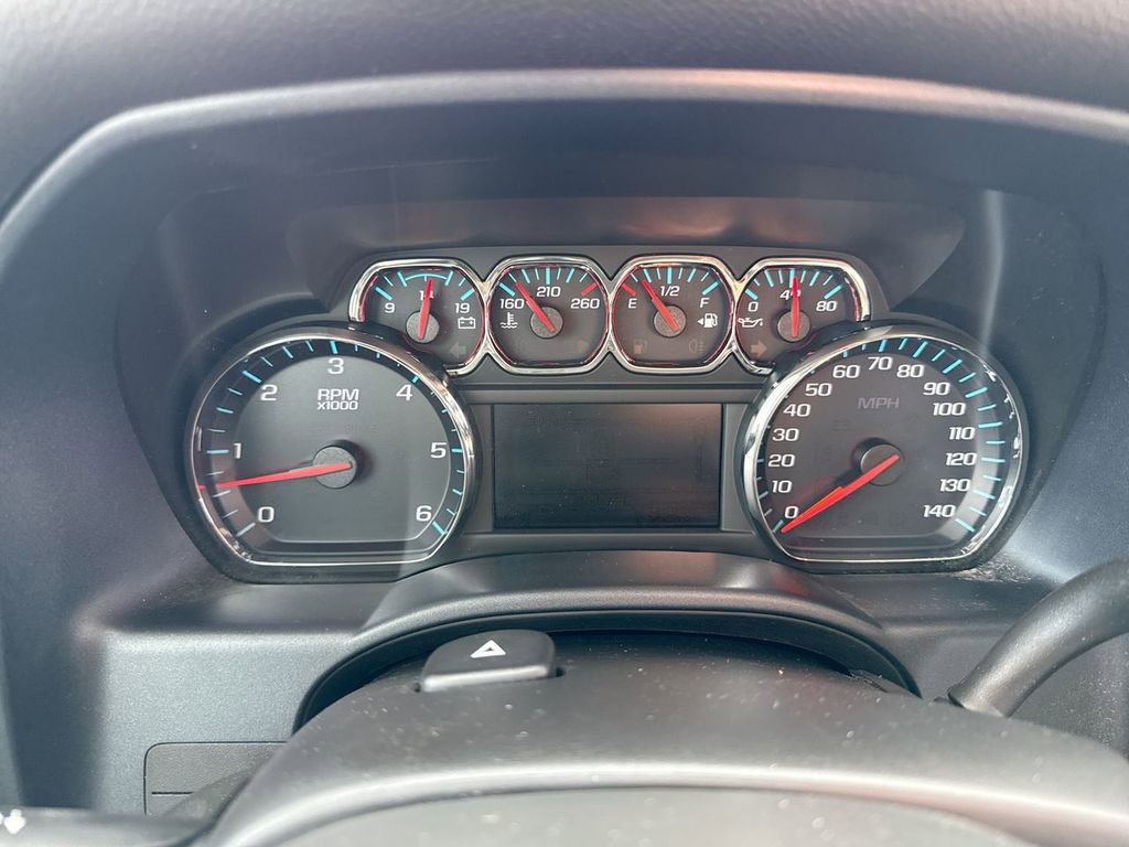 Used 2019 Chevrolet Silverado 1500 LT w/ All Star Edition image 15