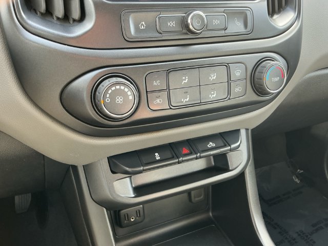 Used 2020 Chevrolet Colorado W/T w/ WT Convenience Package RWD image 23