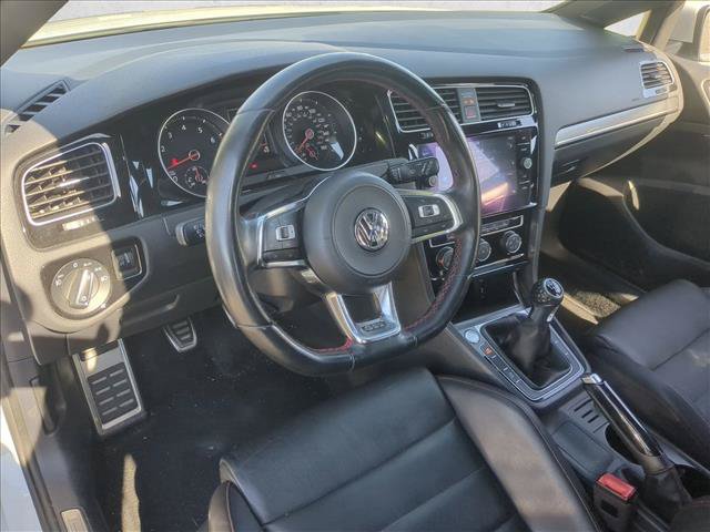 Used 2018 Volkswagen GTI SE w/ SE Leather Package FWD image 10