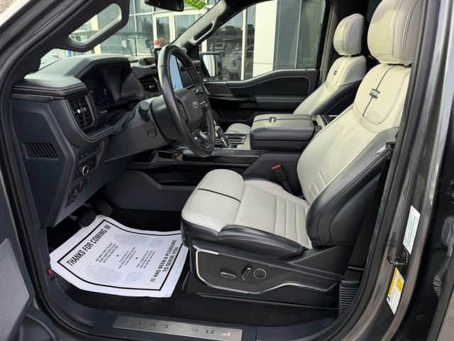 Used 2022 Ford F150 Lightning Platinum image 13