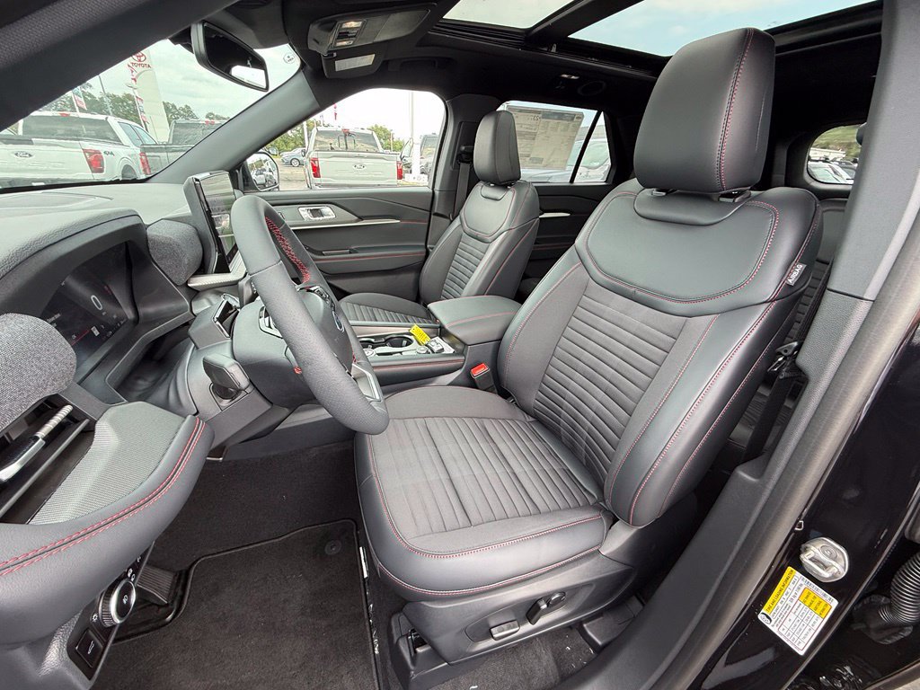 New 2027 Ford Explorer ST-Line w/ Premium Package AWD/4WD image 18