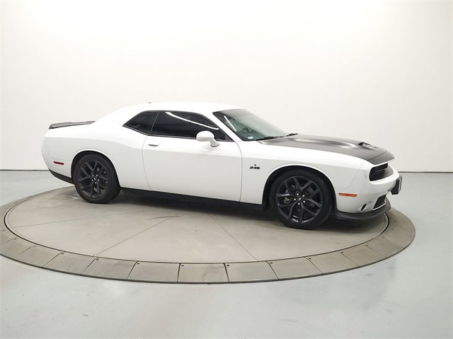 Used 2023 Dodge Challenger R/T w/ Blacktop Package image 8