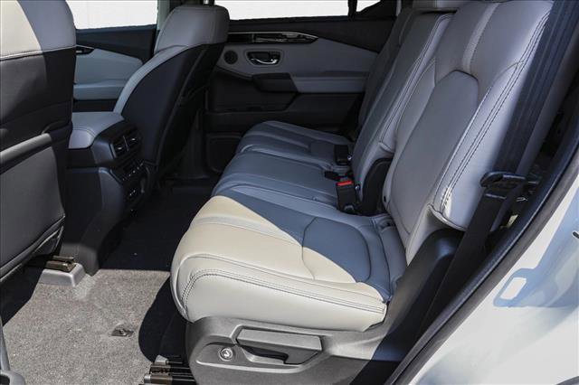 New 2025 Honda Pilot Touring image 25