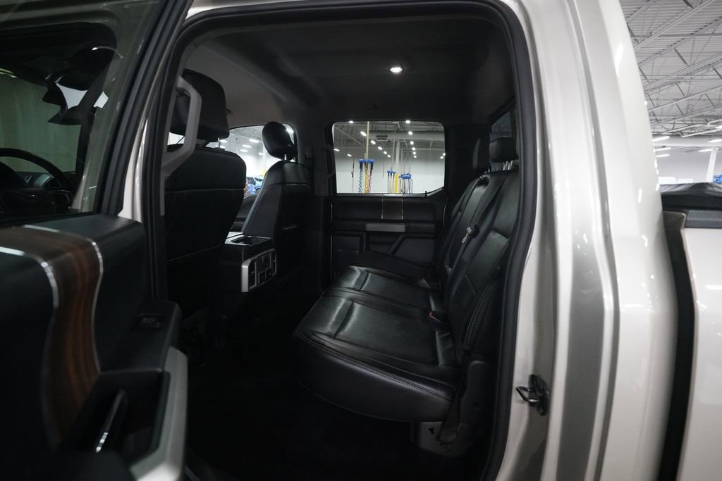 Used 2017 Ford F150 Lariat w/ Equipment Group 502A Luxury AWD/4WD image 15