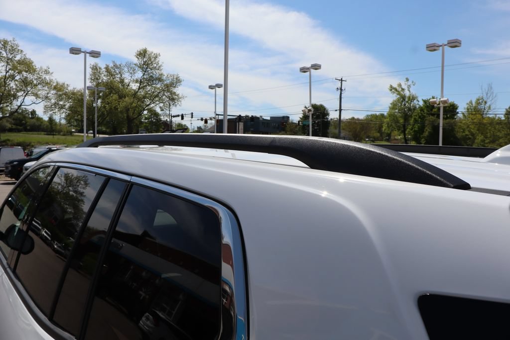 Used 2025 GMC Acadia Elevation FWD image 30