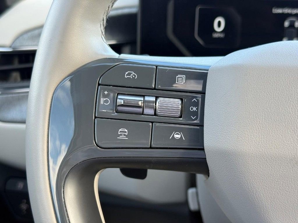 Used 2024 Kia EV9 Land image 20