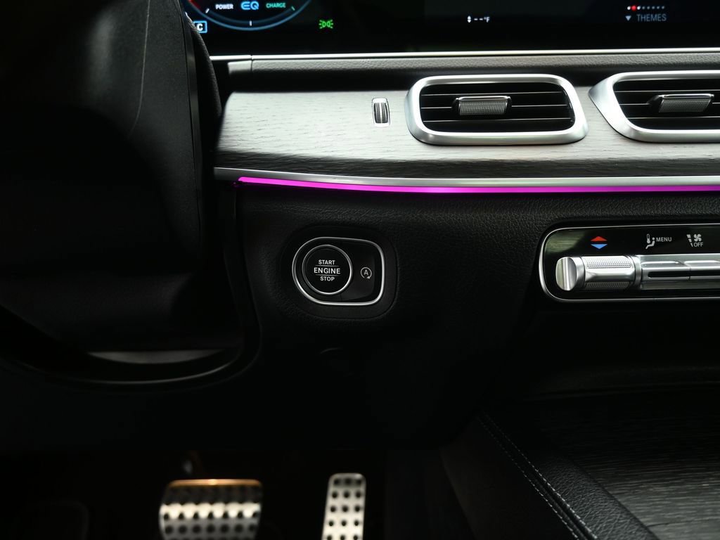 Used 2022 Mercedes-Benz GLS 450 4MATIC image 16