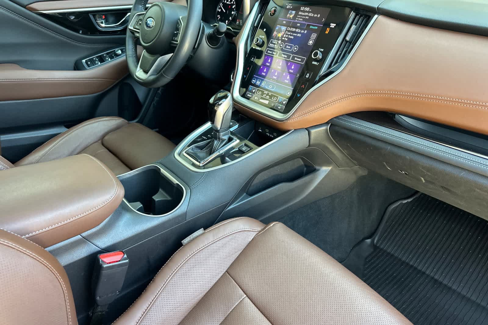 Used 2022 Subaru Outback Touring AWD/4WD image 15