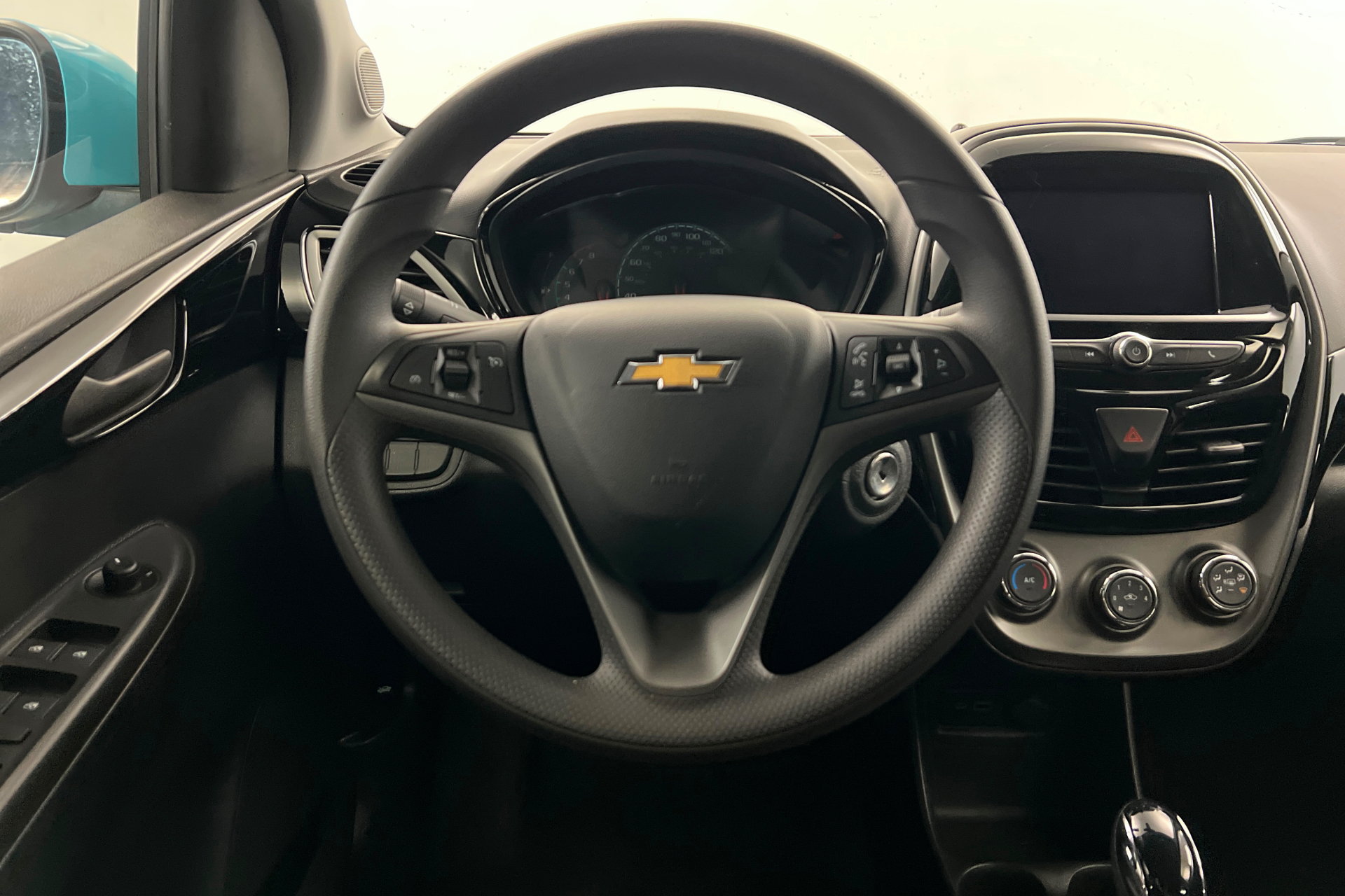 Used 2022 Chevrolet Spark LT FWD image 13