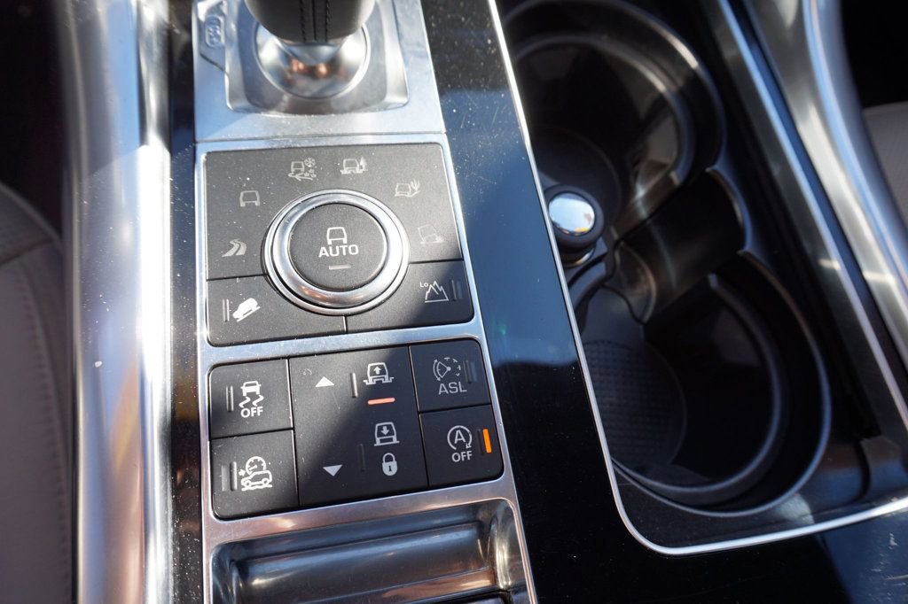 Used 2016 Land Rover Range Rover Sport Supercharged image 23