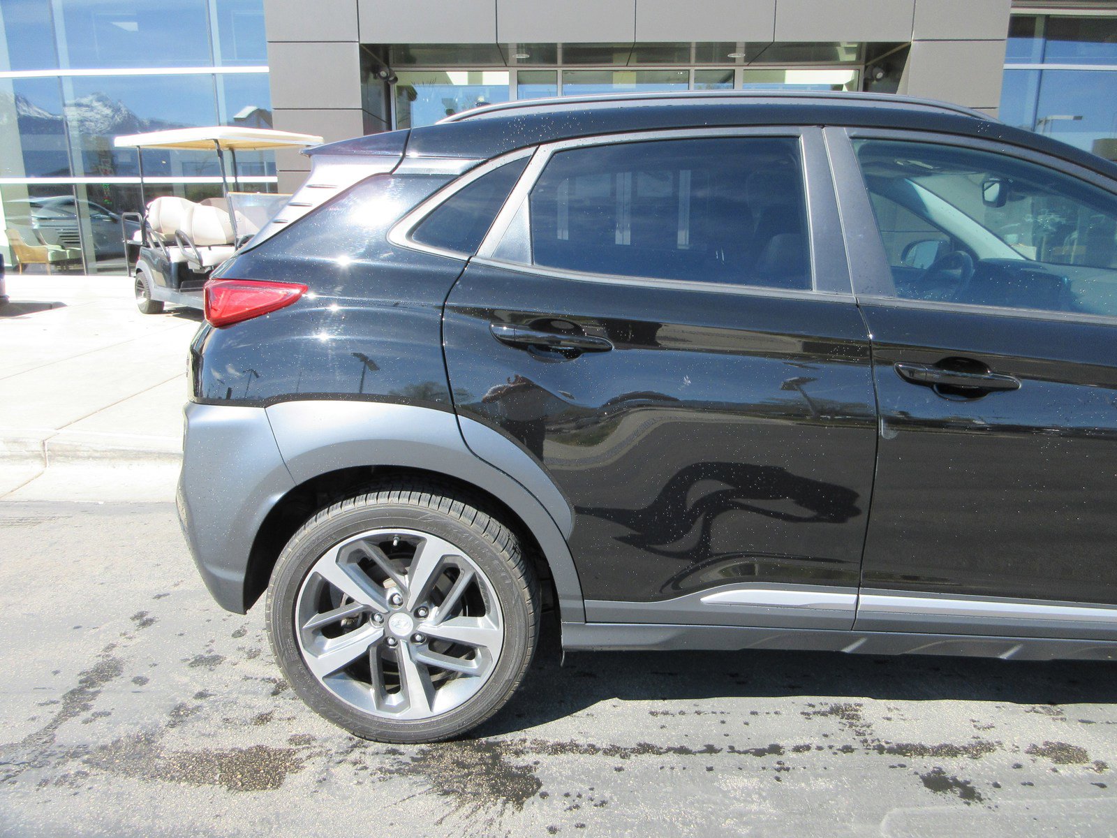 Used 2019 Hyundai Kona Limited image 11