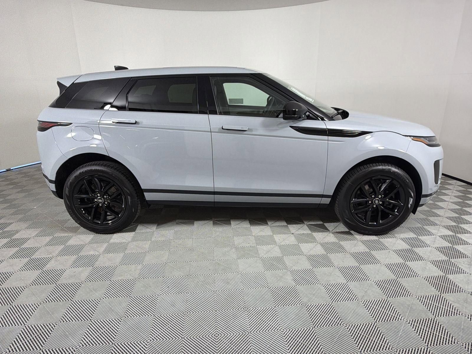 New 2026 Land Rover Range Rover Evoque S image 6