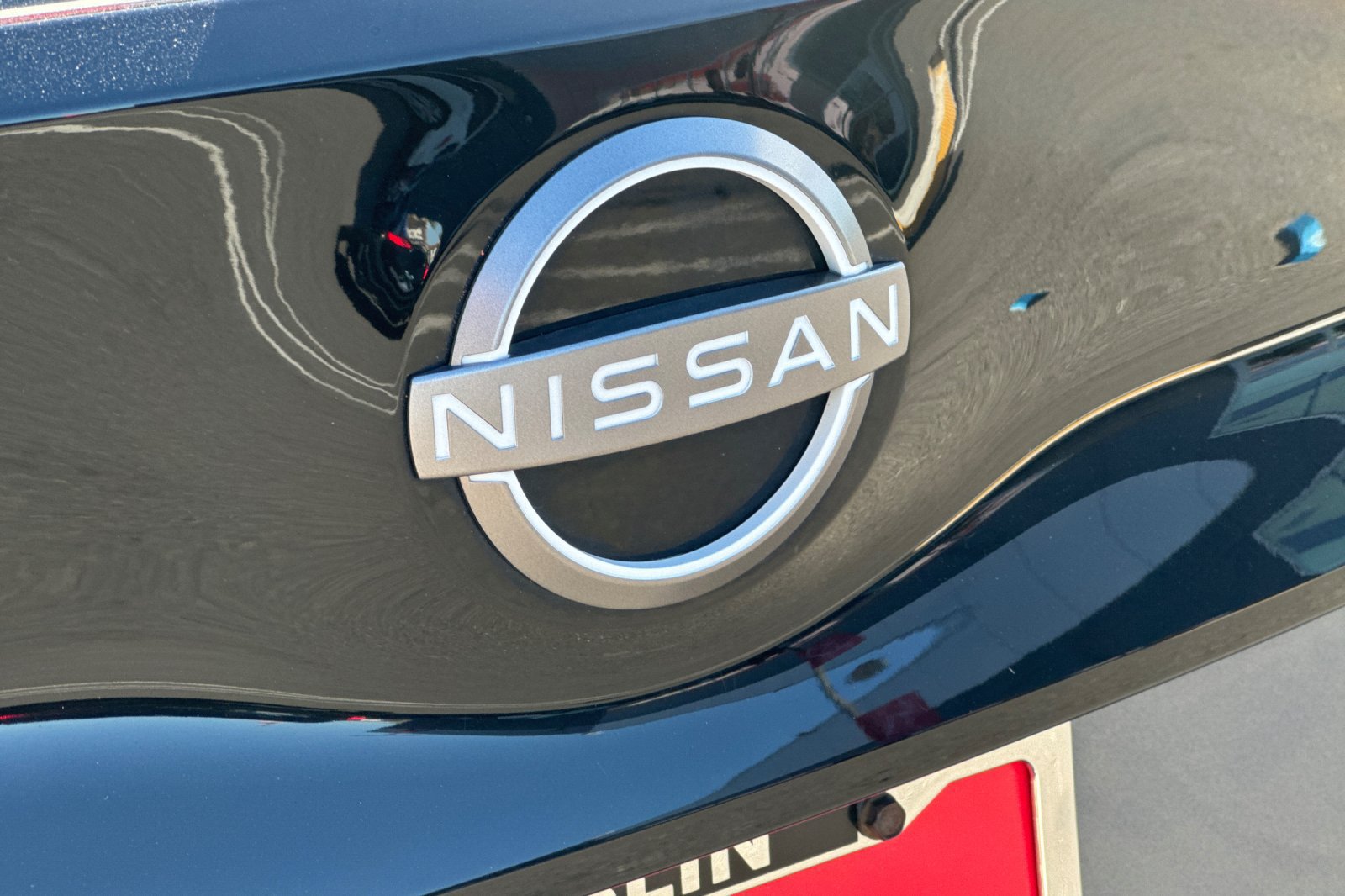 Certified 2025 Nissan Leaf S FWD image 50