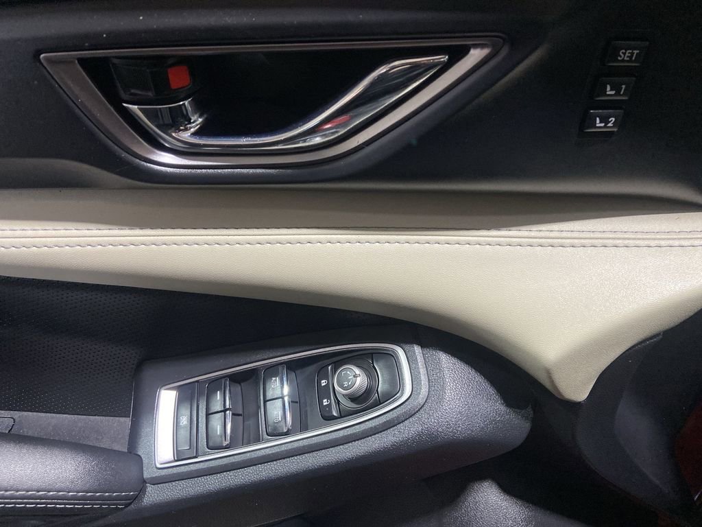 Used 2022 Subaru Ascent Limited w/ Technology Package AWD/4WD image 15