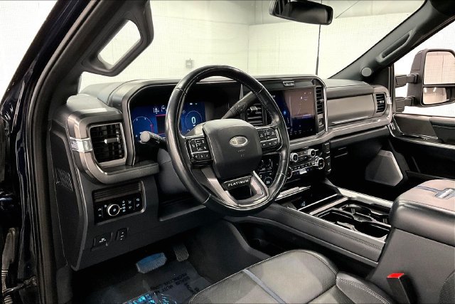 Used 2025 Ford F250 Platinum AWD/4WD image 15