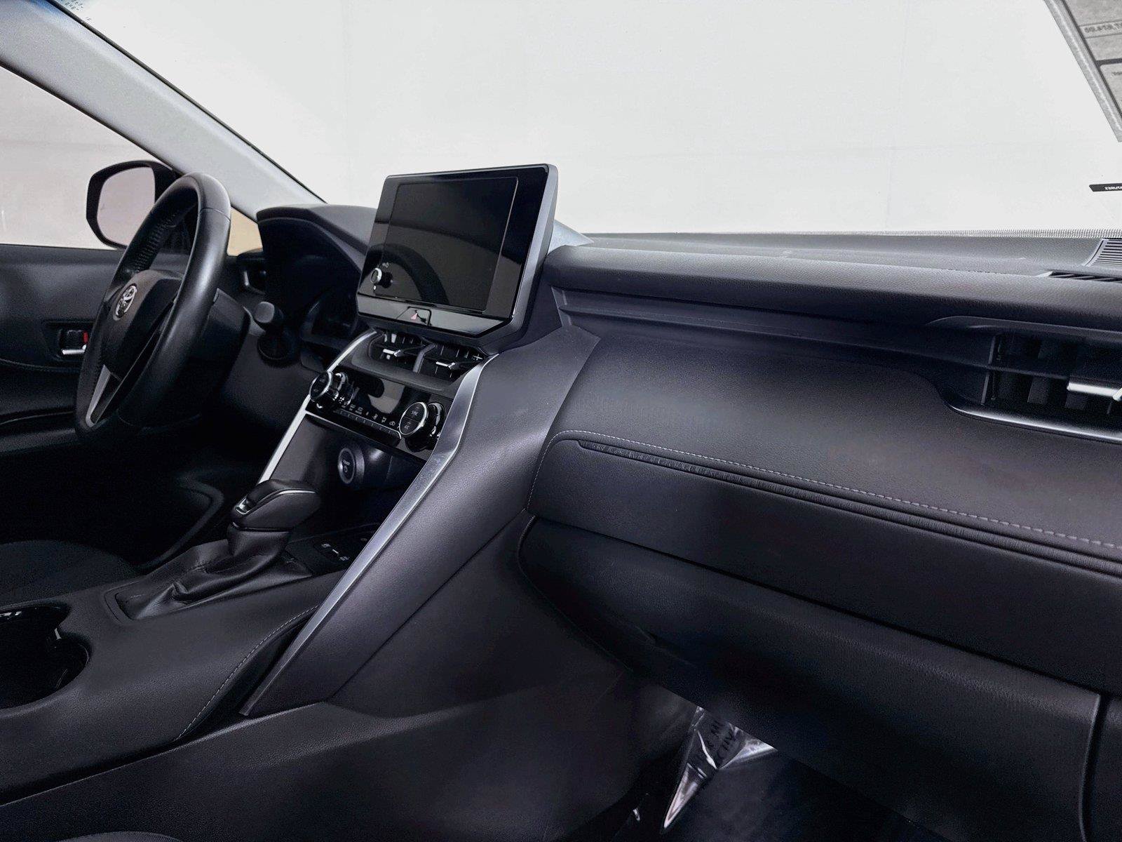 Certified 2023 Toyota Venza LE AWD/4WD image 42