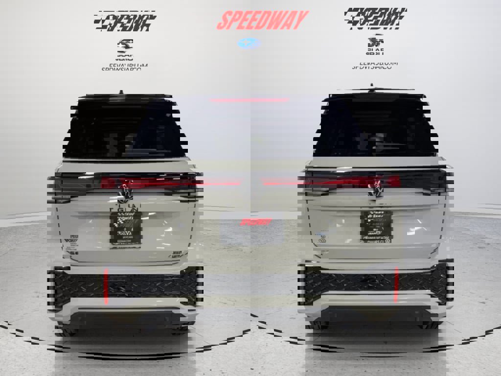 New 2026 Volkswagen Tiguan SE R-Line image 8