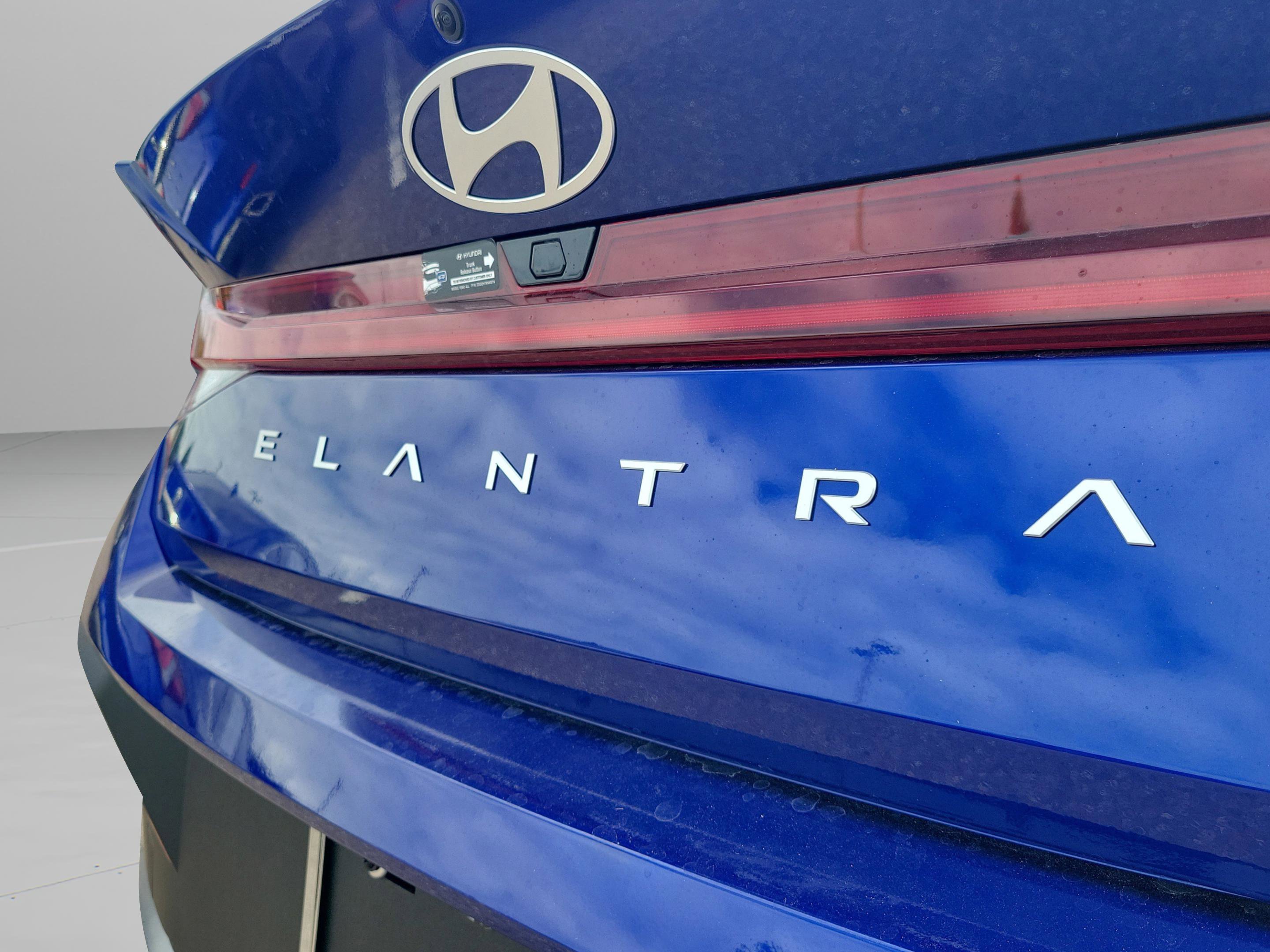 New 2026 Hyundai Elantra Blue image 6