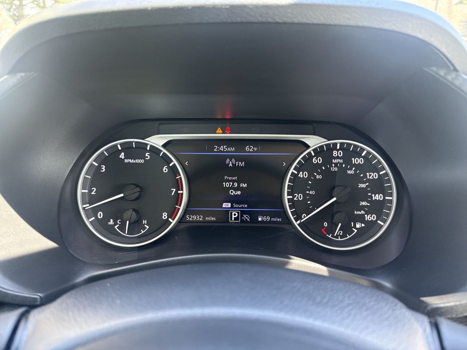 Used 2024 Nissan Sentra SV FWD image 15