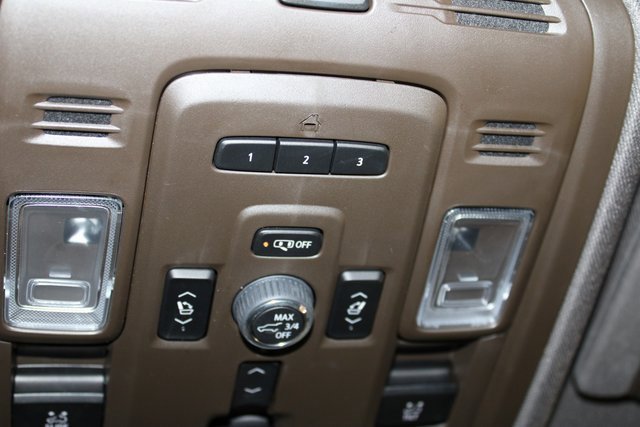 Used 2024 GMC Yukon XL Denali w/ Denali Reserve Package image 40