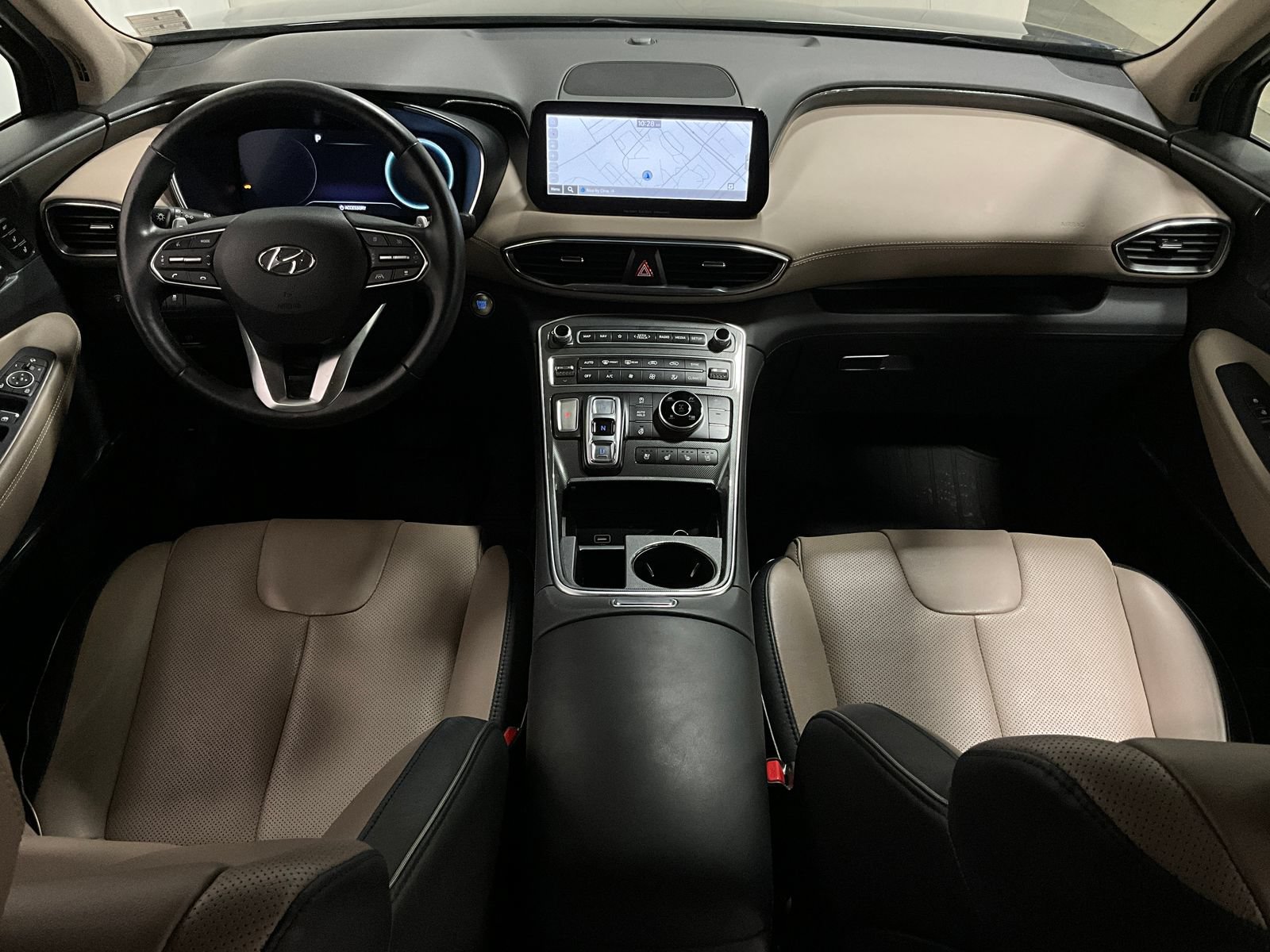 Used 2023 Hyundai Santa Fe Limited AWD/4WD image 14