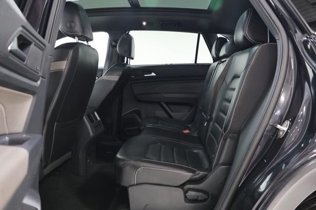 Used 2021 Volkswagen Atlas Cross Sport SEL Premium R-Line AWD/4WD image 32