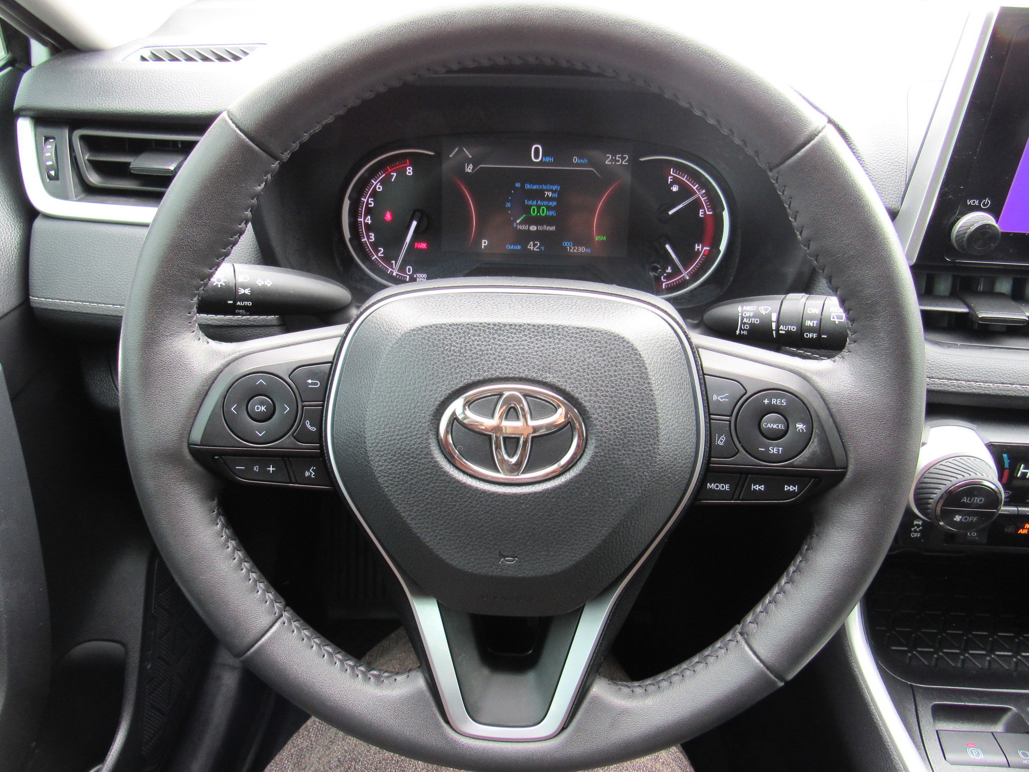 Used 2024 Toyota RAV4 XLE w/ Weather Package image 17