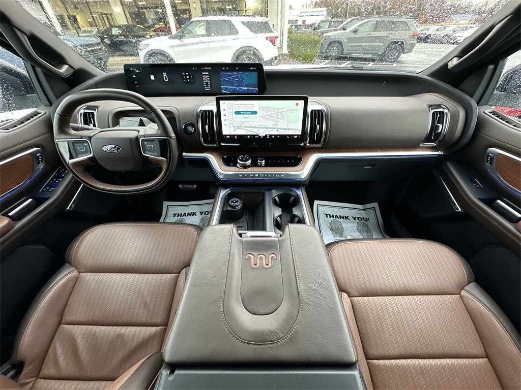 Used 2025 Ford Expedition Max King Ranch image 21