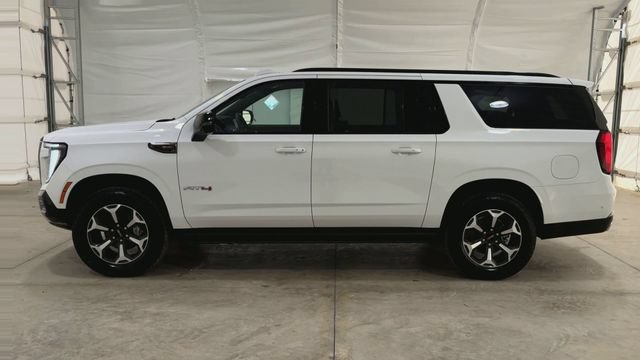 New 2026 GMC Yukon XL AT4 Ultimate AWD/4WD image 5