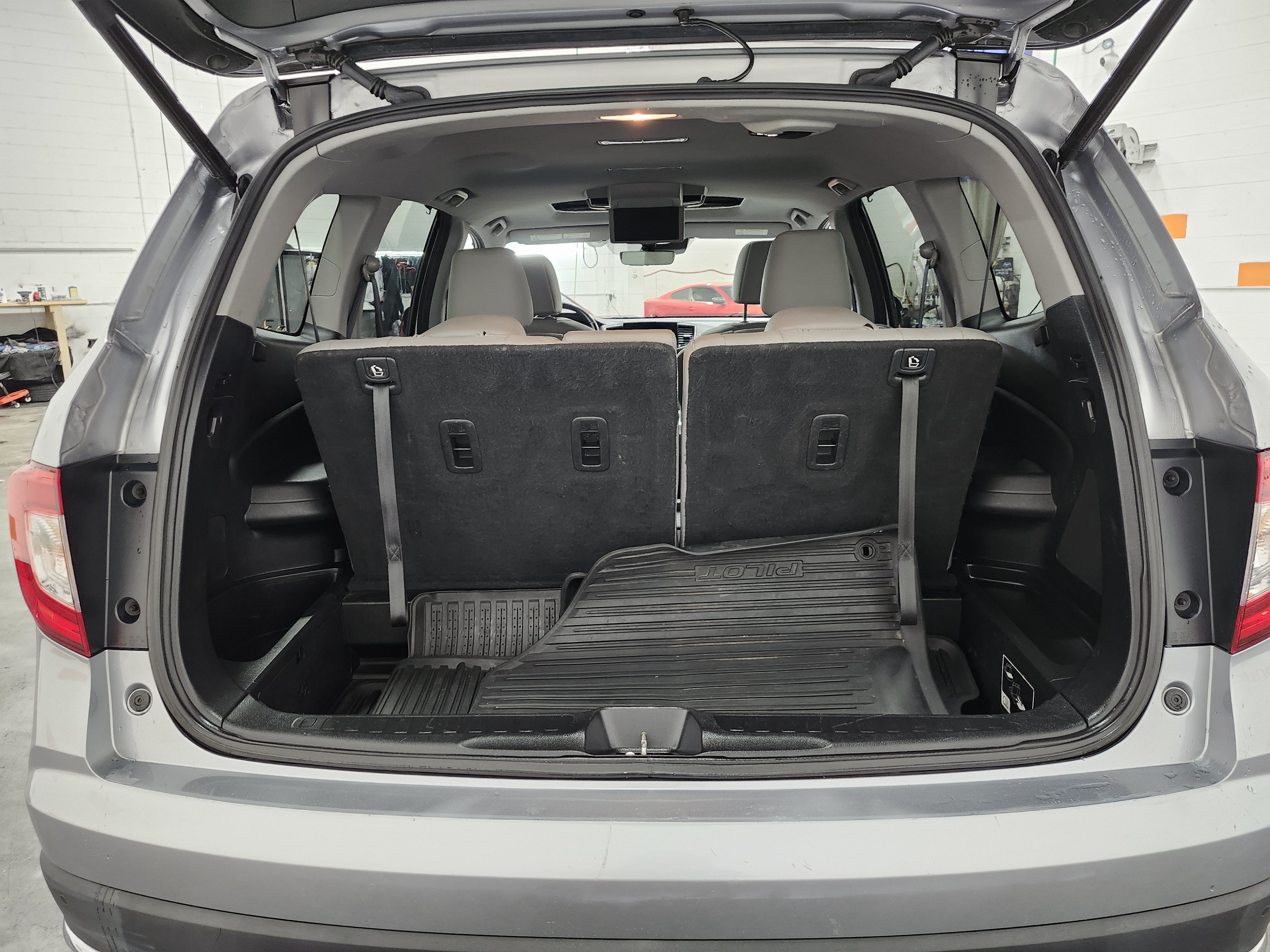 Used 2021 Honda Pilot Touring image 27