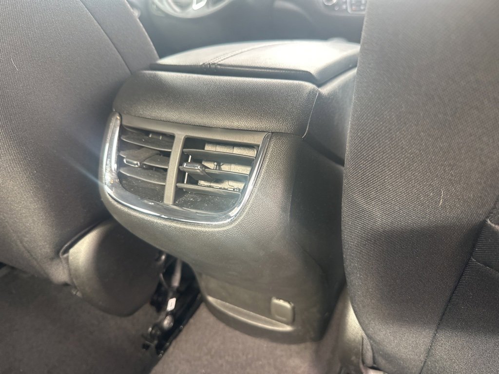 Used 2025 Chevrolet Malibu LT image 13