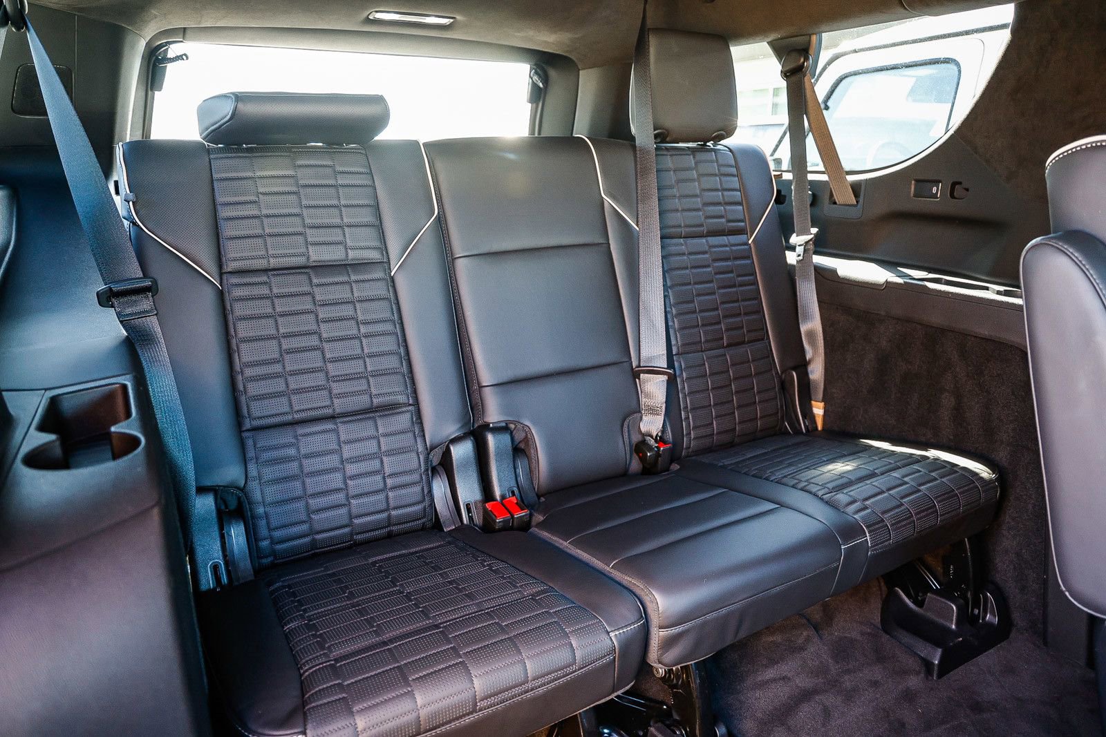Used 2023 Cadillac Escalade ESV V AWD/4WD image 20