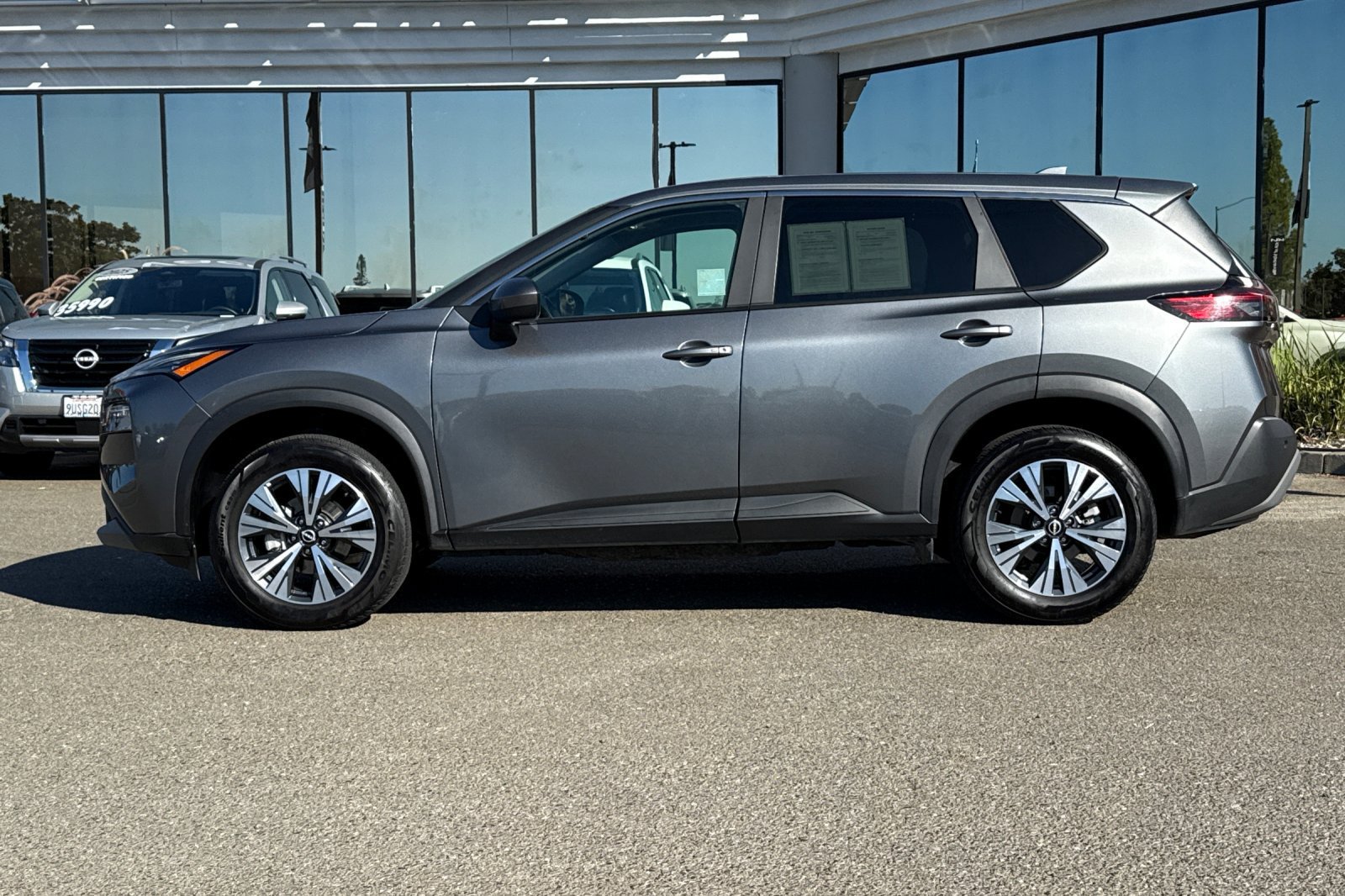 Certified 2023 Nissan Rogue SV AWD/4WD image 9