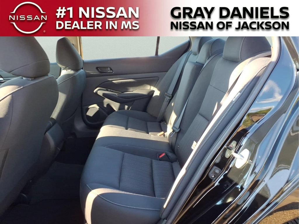 Certified 2025 Nissan Altima 2.5 SV FWD image 27