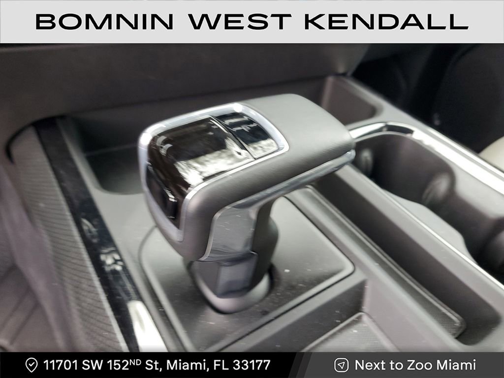 Used 2025 Chevrolet Silverado 1500 ZR2 w/ Technology Package image 29