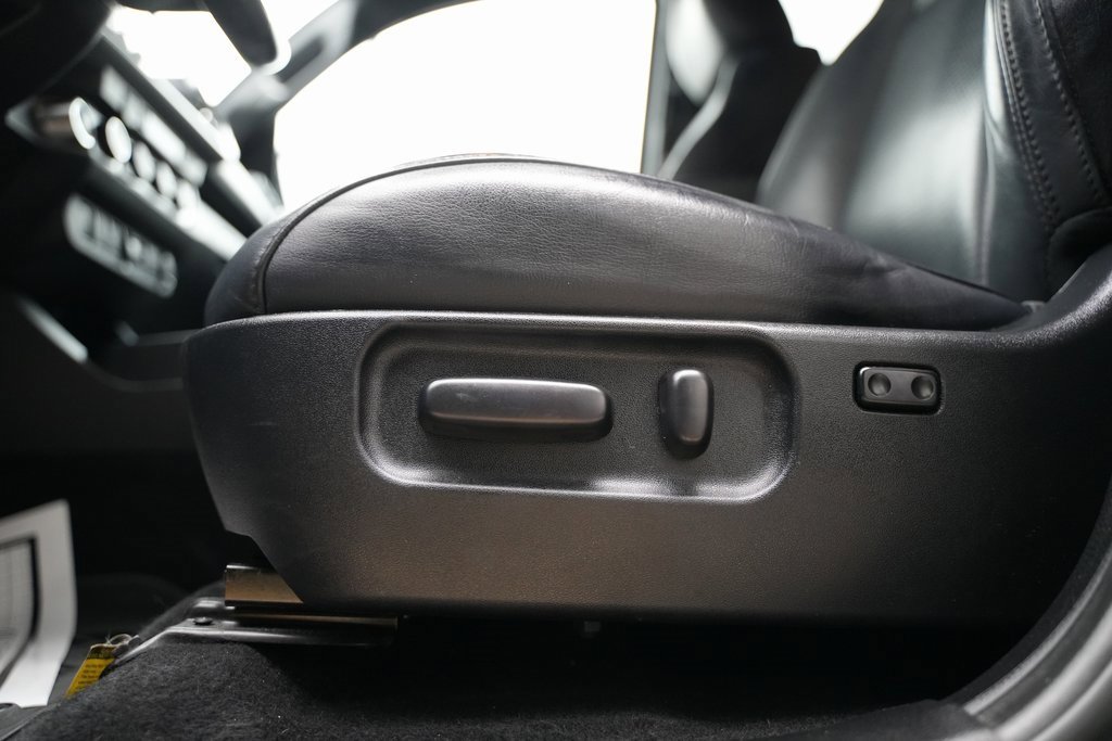 Used 2021 Toyota Tacoma Limited image 28