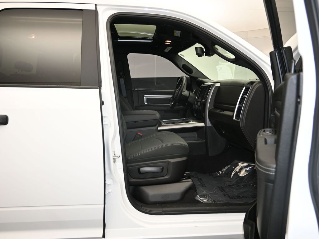 Used 2024 RAM 1500 Classic Warlock w/ Trailer & Traction Group image 27