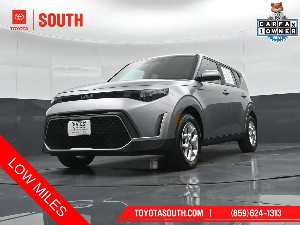 Used 2025 Kia Soul LX w/ LX Technology Package FWD image 37