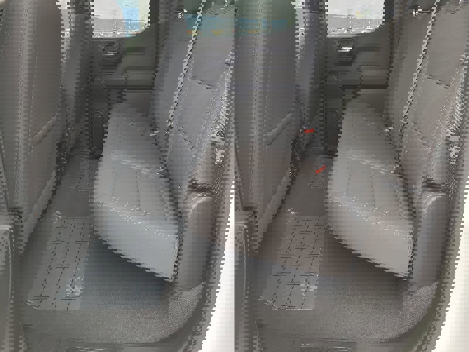 Used 2023 Chevrolet Silverado 1500 Custom w/ LPO, Dark Essentials Package image 21