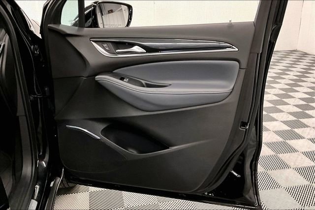 Used 2023 Buick Enclave Essence w/ Sport Touring Edition AWD/4WD image 21