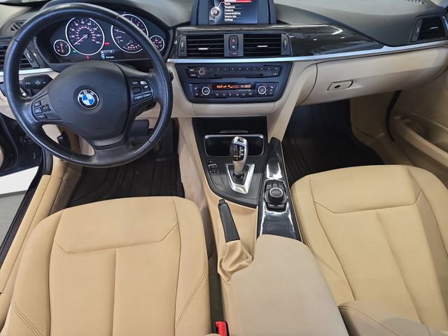 Used 2015 BMW 320i xDrive Sedan AWD/4WD image 10