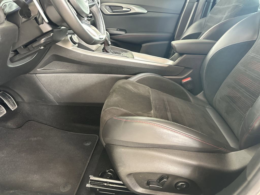 Used 2024 Alfa Romeo Tonale Veloce image 13