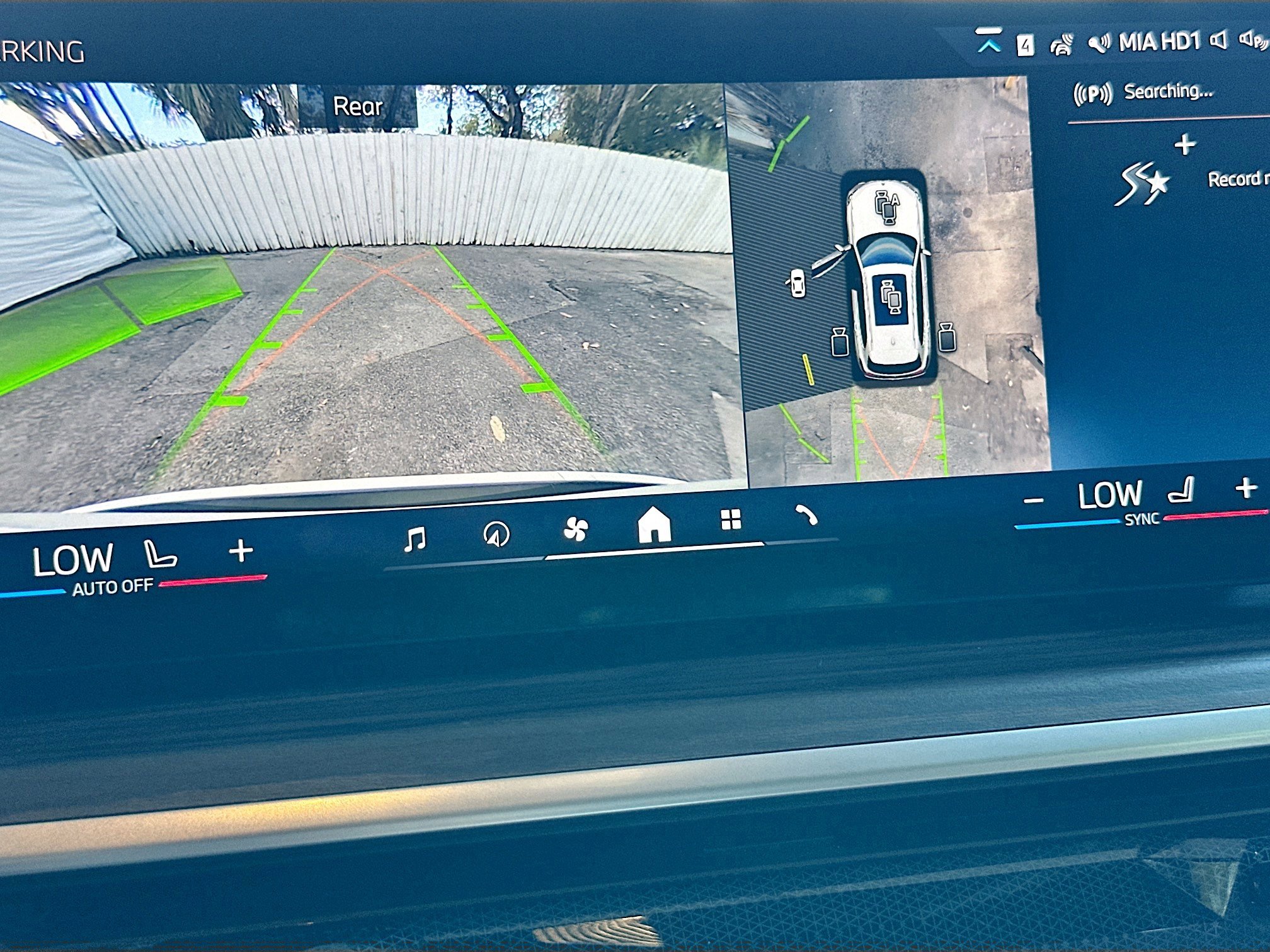 Certified 2024 BMW X5 xDrive40i w/ Parking Assistance Package image 12