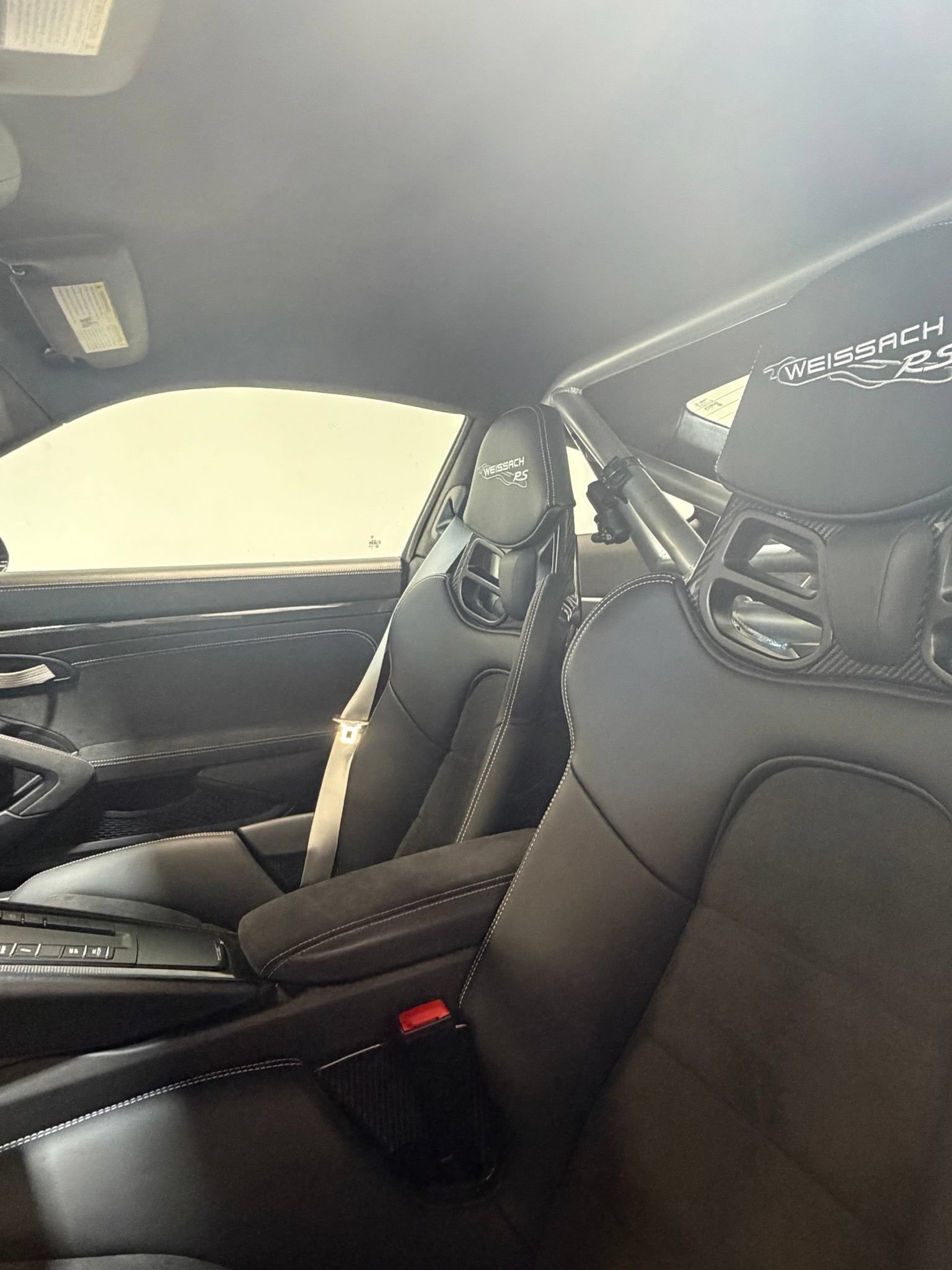 Used 2019 Porsche 911 GT3 RS w/ Weissach Package RWD image 5