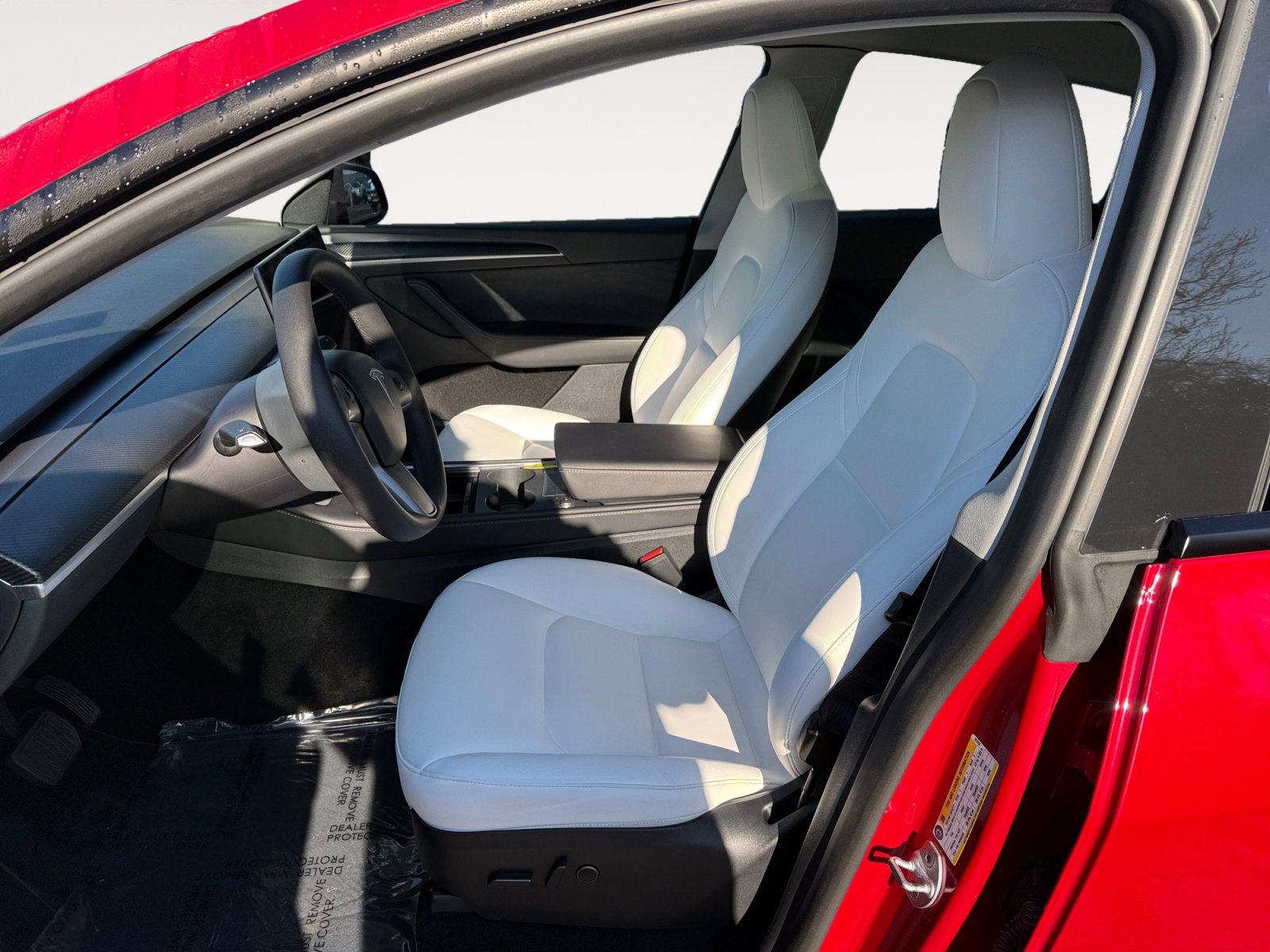 Used 2023 Tesla Model Y Long Range image 10