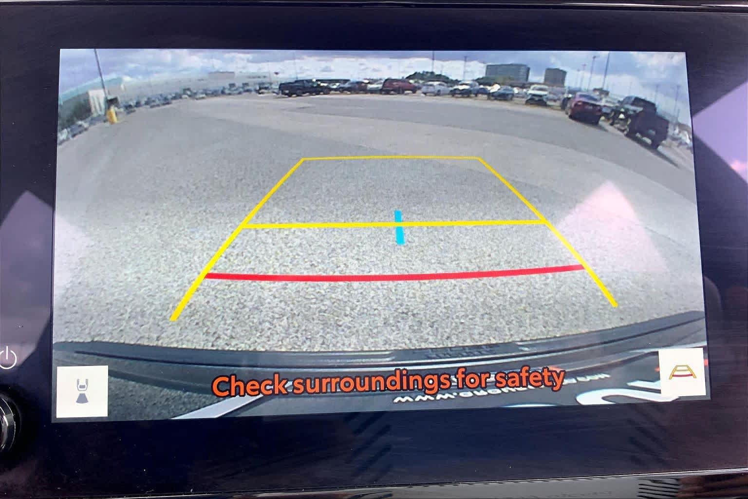 Used 2025 Toyota Corolla Cross XLE FWD image 26