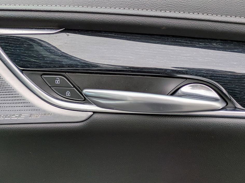 Certified 2025 Cadillac XT5 Premium Luxury image 37