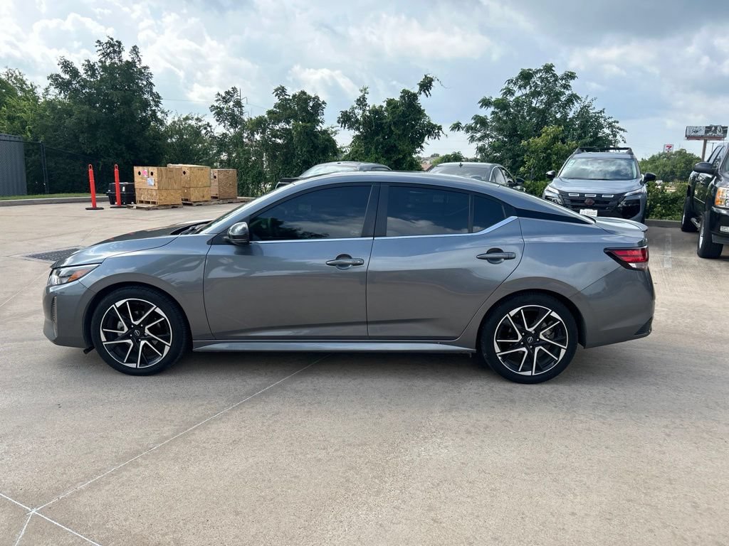 Certified 2024 Nissan Sentra SR FWD image 2