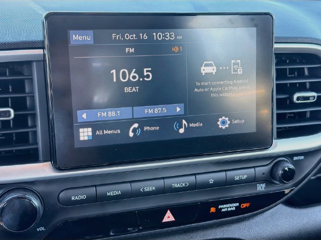 Used 2023 Hyundai Venue SEL FWD image 14